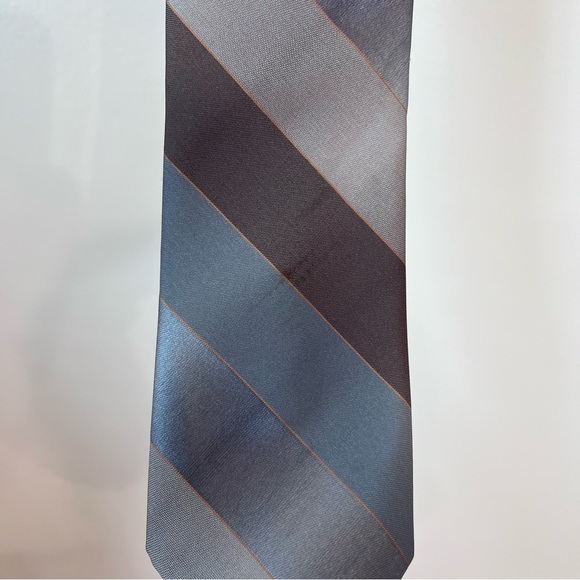 Vintage YSL neck tie - Picture 4 of 9